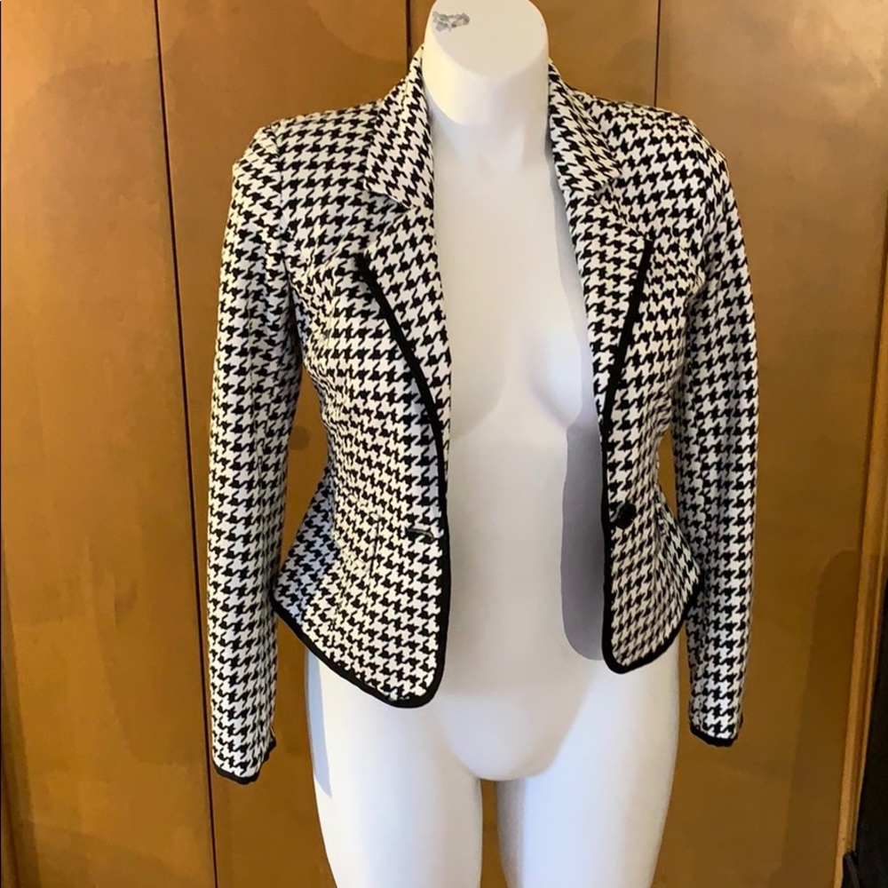 Houndstooth Blazer